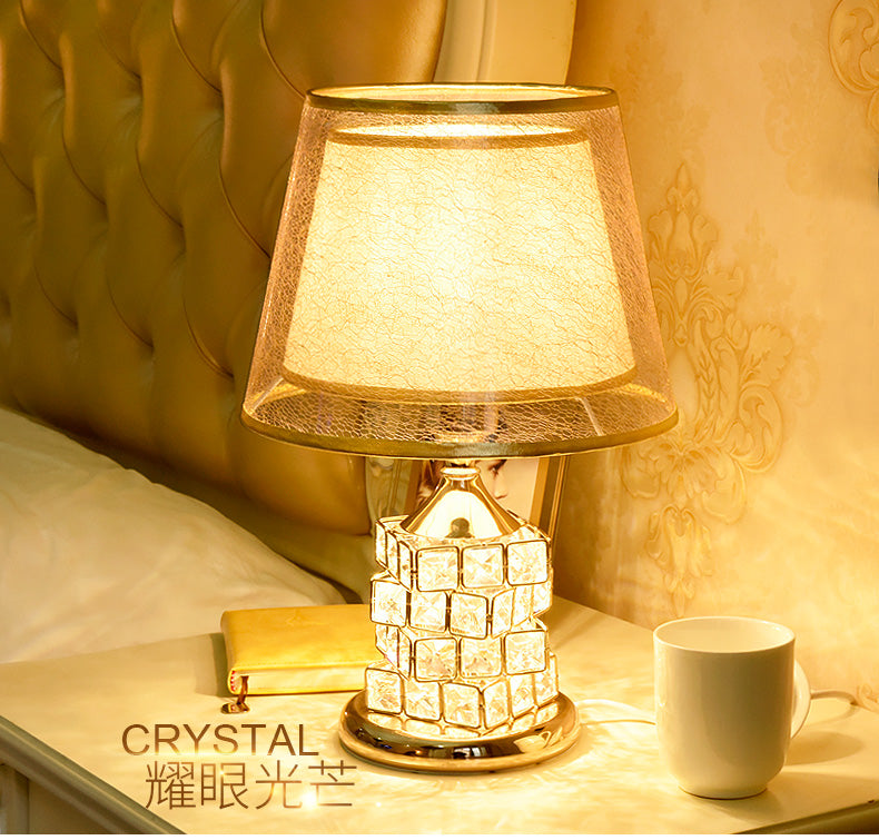 Nordic Crystal Table Lamp Bedroom Bedside Lamp Creative Warm Modern Room Decoration
