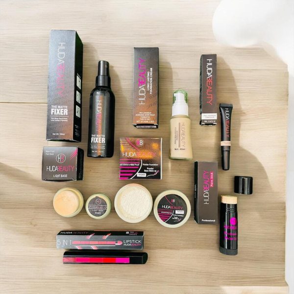 Huda Beauty Makeup Deal 7 In 1