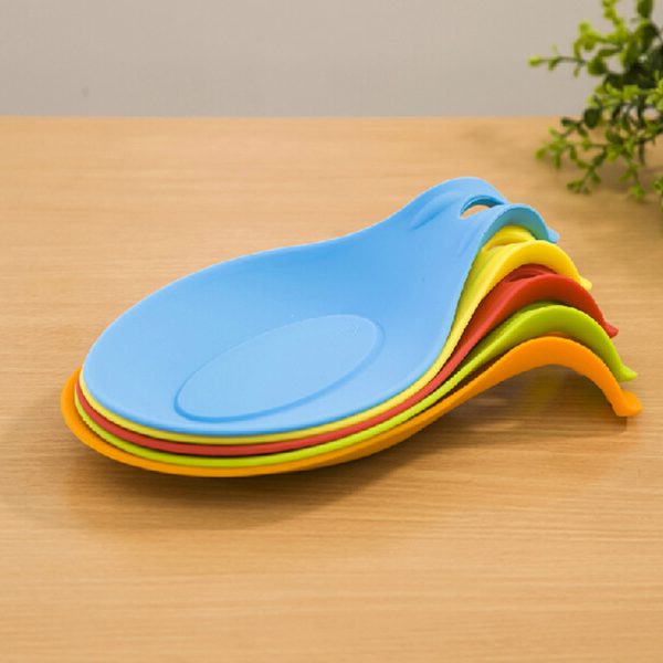 Pack of 5 Silicone Spoon Holders - Kitchen Utensil - Cooking Tool - Heat Resistant (Random Color)