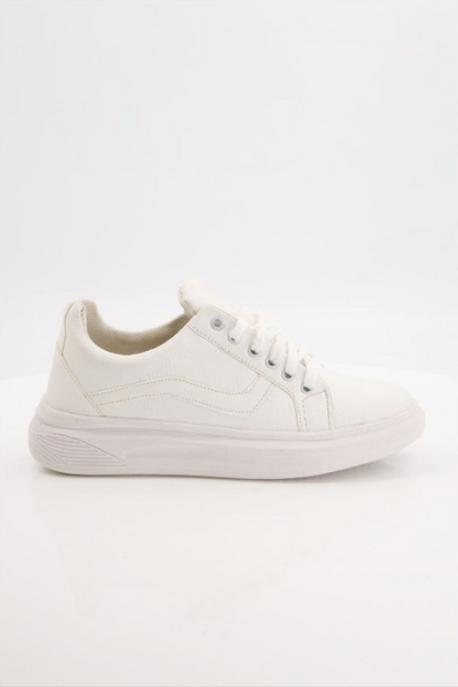 Men Casual White Sneakers With Lines Designs