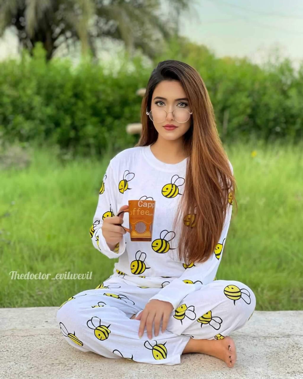 White Colour Bee Printed Design Full Sleeves Round Neck Ladies Night Suit comfortable pajama suit printed night dress for women and girls